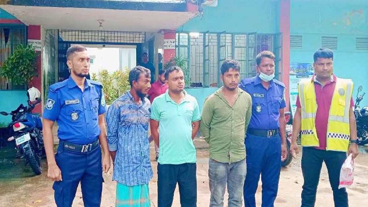 দিনাজপুরের চিরিরবন্দরে ক্লুলেস মামলার রহস্য উদঘাটন, আটক ৩