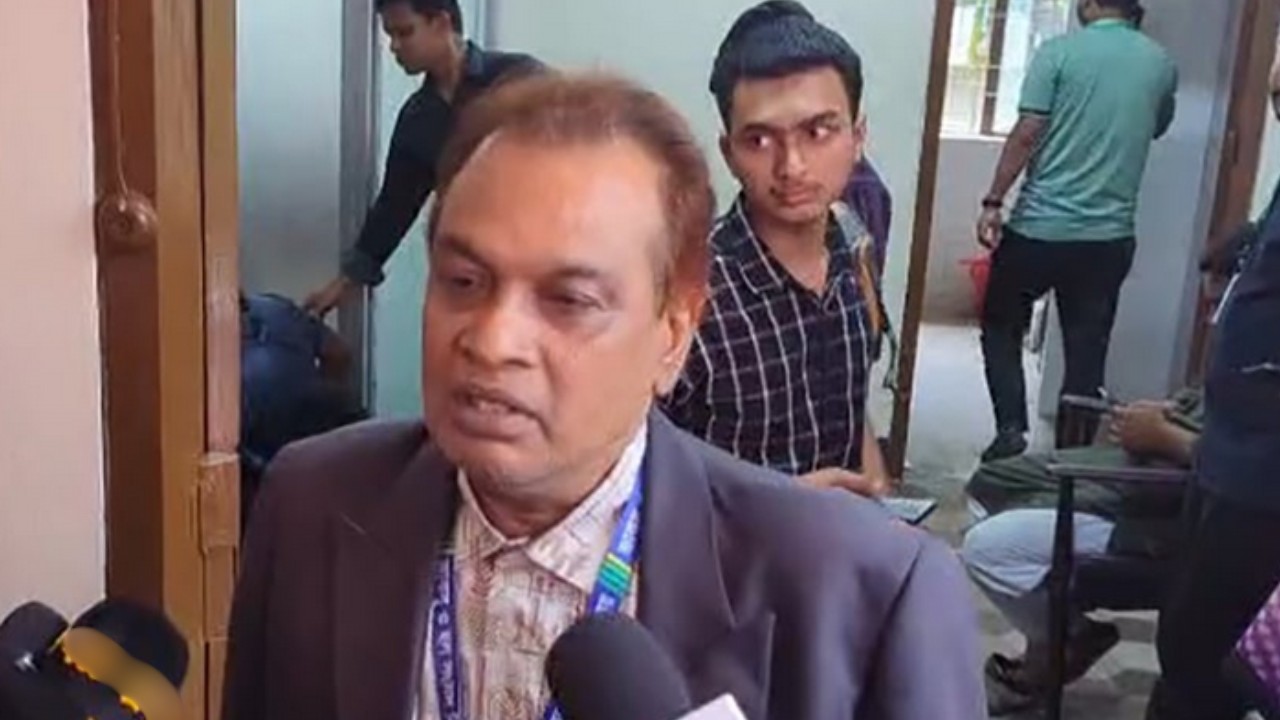 জাকসু নির্বাচনের ফল ঘোষণা সন্ধ্যা ৭টায়: প্রধান নির্বাচন কমিশনার