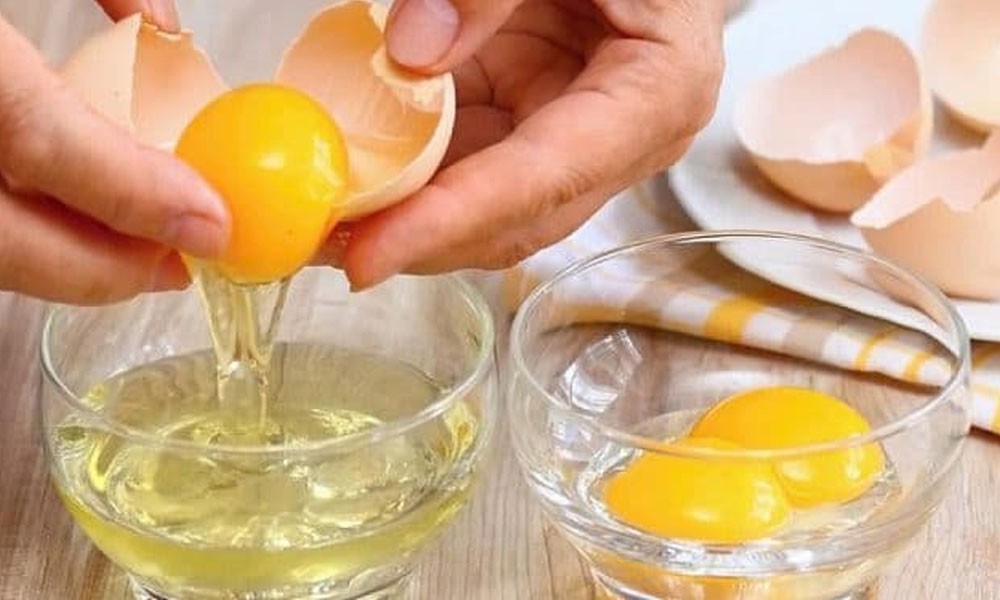 কাঁচা ডিম খাওয়া কি স্বাস্থ্যকর?