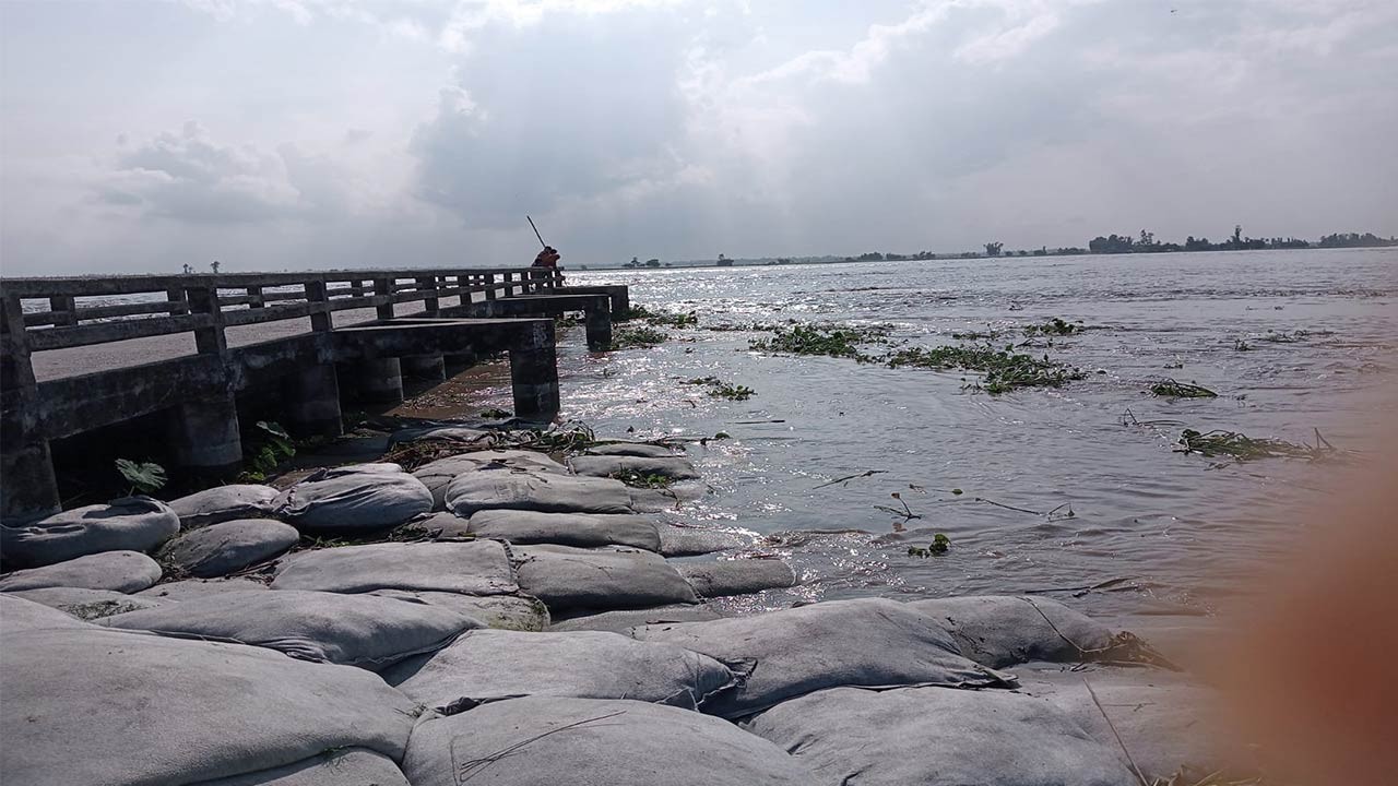 কুড়িগ্রামে ব্রহ্মপুত্র নদের ওপর একটি সেতু নির্মাণ হলে খুলবে উন্নয়নের দ্বার