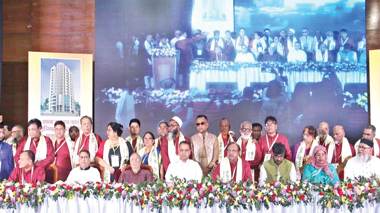 ঢাকাস্থ বৃহত্তর বগুড়া সমিতির সাধারণ সভা ও অভিষেক অনুষ্ঠিত