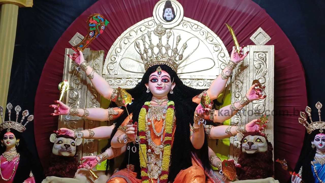 আজ মহানবমী, দশমীতে কৈলাসে ফিরবেন দেবী