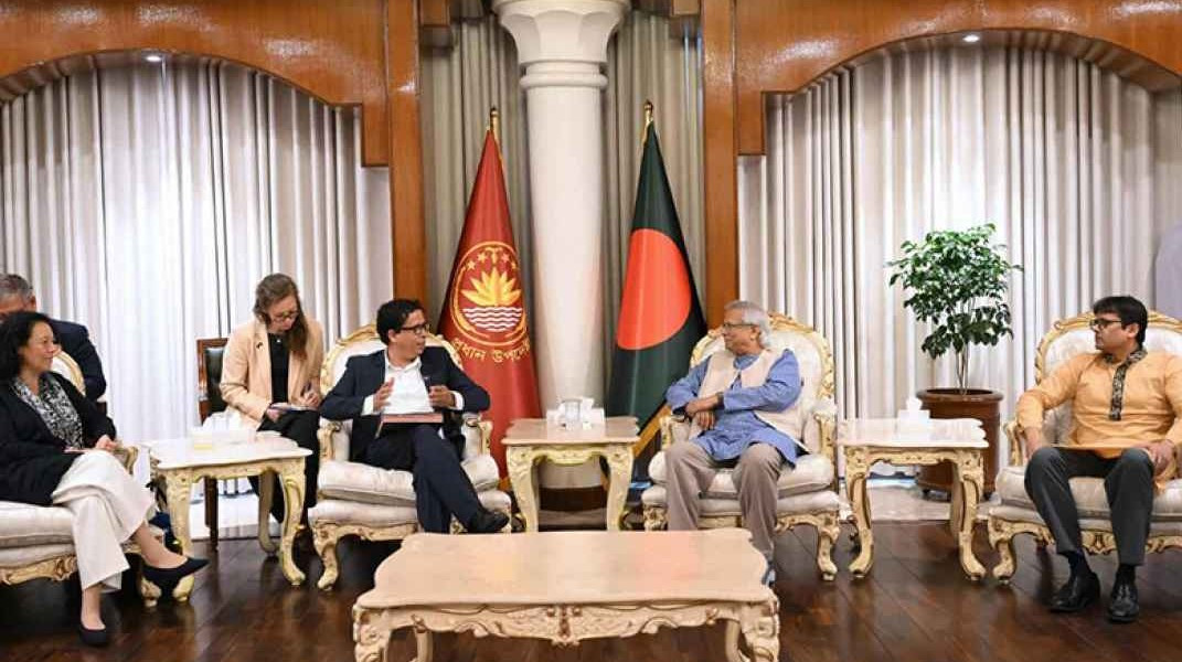 ফেব্রুয়ারিতে জাতীয় নির্বাচন হবে উৎসবমুখর, জার্মান রাষ্ট্রদূতকে প্রধান উপদেষ্টা