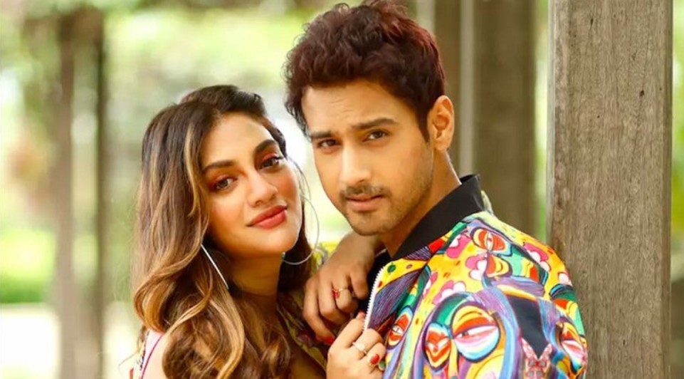 গুঞ্জন উড়িয়ে একফ্রেমে যশ-নুসরাত