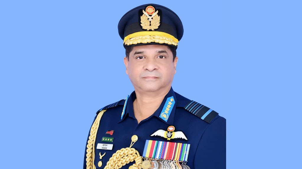 তুরস্ক সফর শেষে দেশে ফিরেছেন বিমান বাহিনী প্রধান