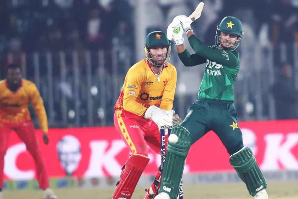 সহজ ম্যাচ কঠিন করে জিতল পাকিস্তান