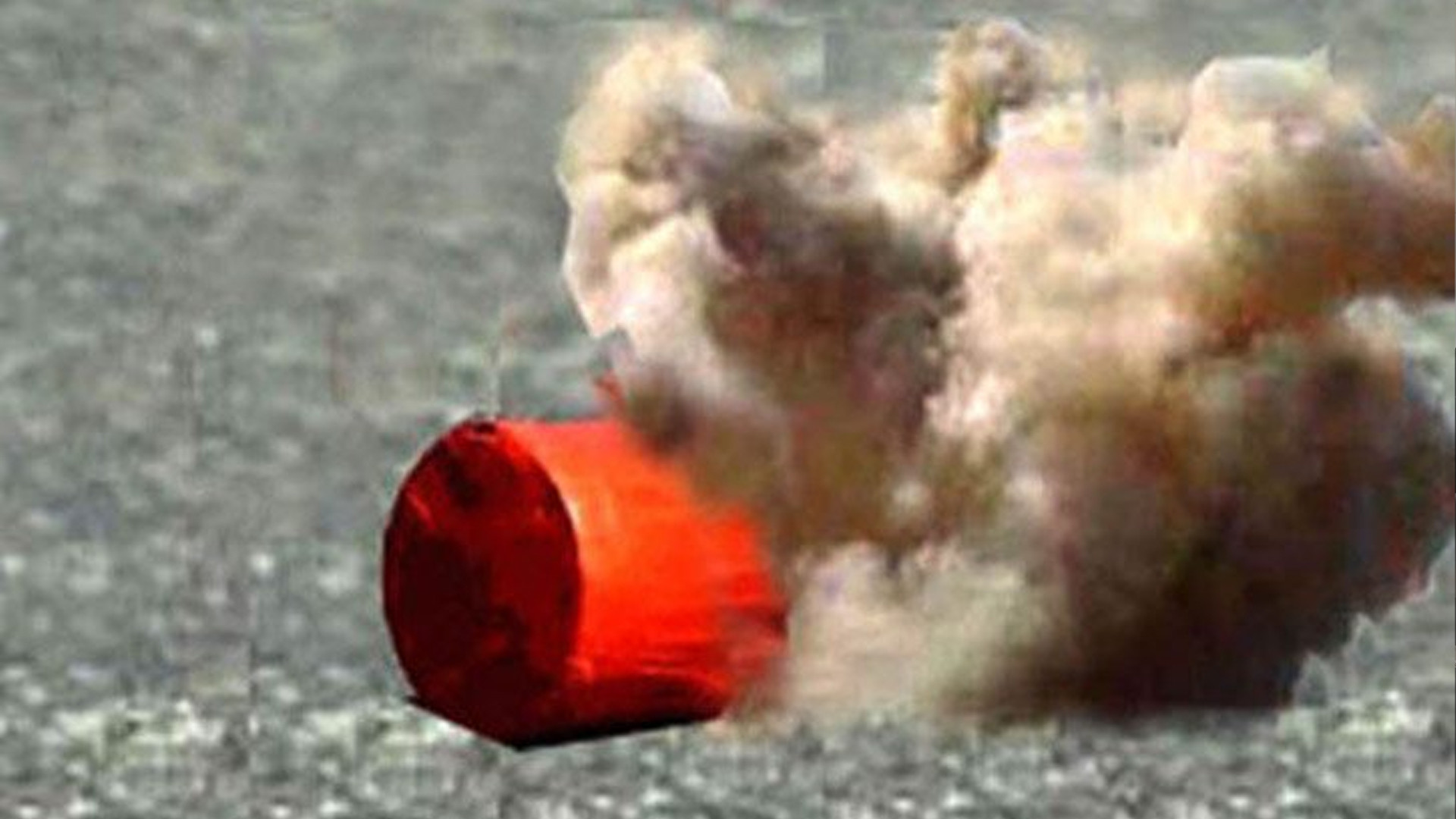 রাজধানীর দুই স্থানে ককটেল বিস্ফোরণ