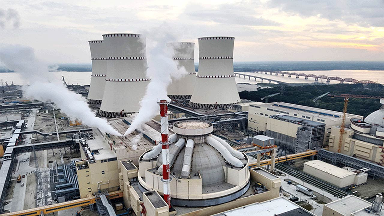 পারমাণবিক জ্বালানি লোডিংয়ের দ্বারপ্রান্তে দেশের প্রথম রূপপুর প্রকল্পের বিদ্যুৎকেন্দ্র