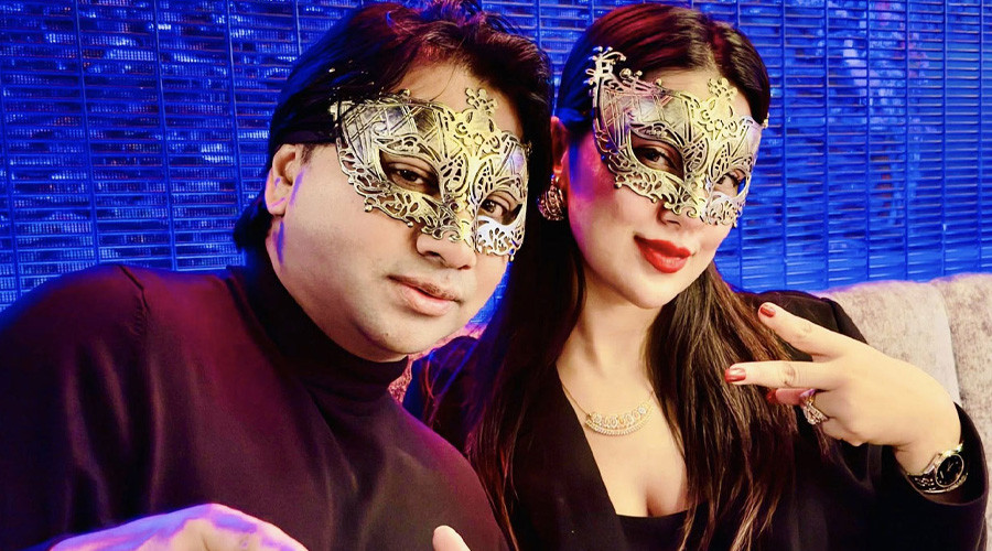 হ্যালোইনের সাজে নতুন চমক দিলেন অপু বিশ্বাস