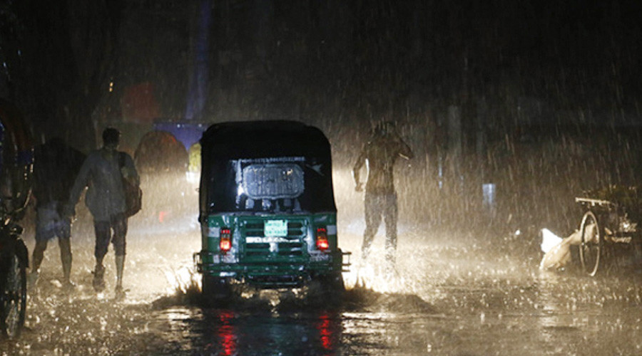 রাজধানীতে ৬ ঘণ্টায় ৩২ মিলিমিটার বৃষ্টি