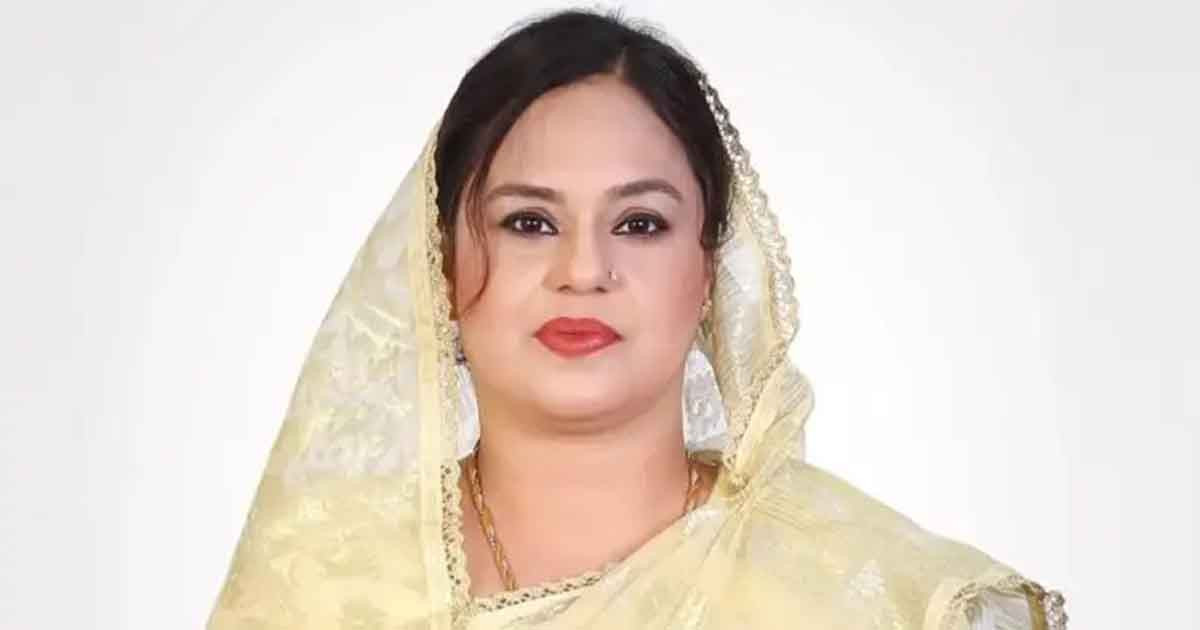 দুর্গাপুরের সাবেক উপজেলা চেয়ারম্যান ঝুমা ঢাকায় গ্রেফতার