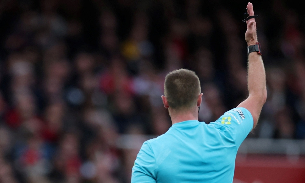 ফিক্সিংয়ে জড়িত থাকার অভিযোগে ১৭ রেফারি গ্রেপ্তার