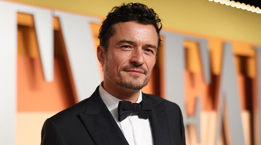 বাংলাদেশে এসেছেন হলিউড তারকা অরল্যান্ডো ব্লুম