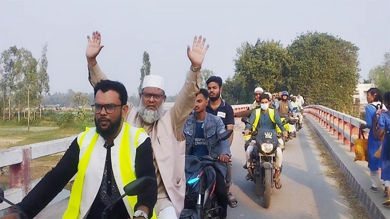 বগুড়ার শেরপুরে জামায়াতের মোটরসাইকেল শোডাউন