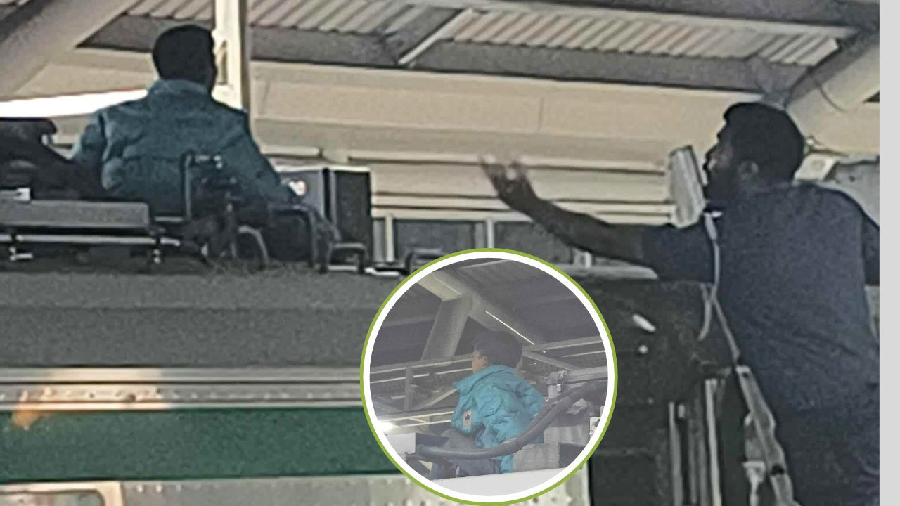 মেট্রোরেলের ছাদে ব্যক্তি, ট্রেন চলাচল সাময়িক বন্ধ