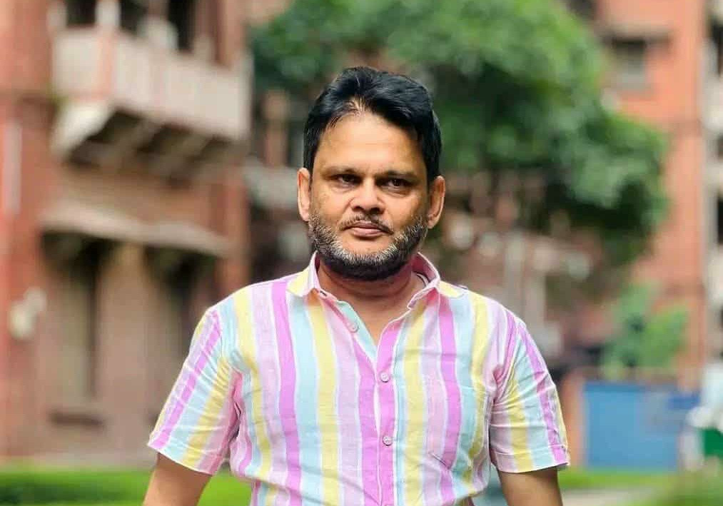 ছাত্রদের যৌন হয়রানির অভিযোগে ঢাবি অধ্যাপক গ্রেপ্তার