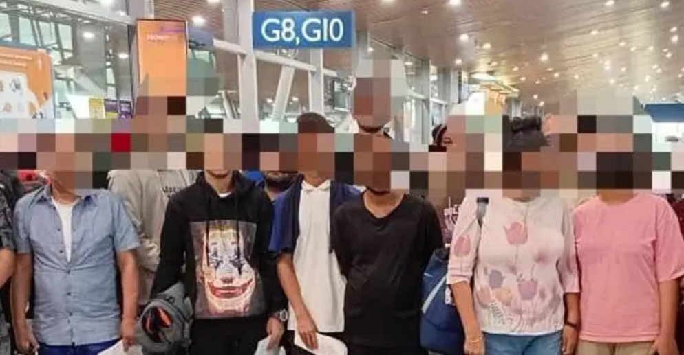 ৪৯ বাংলাদেশিকে ফেরত পাঠালো মালয়েশিয়া