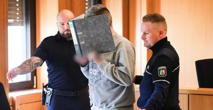 কাজের চাপ কমাতে ১০ রোগীকে হত্যা, নার্সের আমৃত্যু কারাদণ্ড