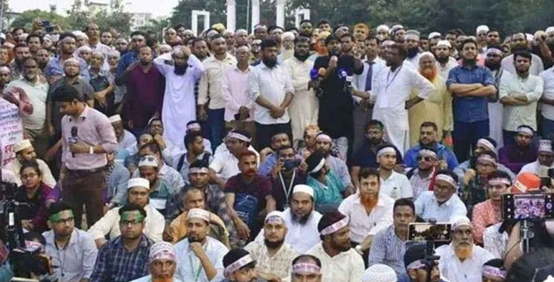 প্রাথমিক শিক্ষকদের অনির্দিষ্টকালের জন্য কর্মবিরতি ঘোষণা