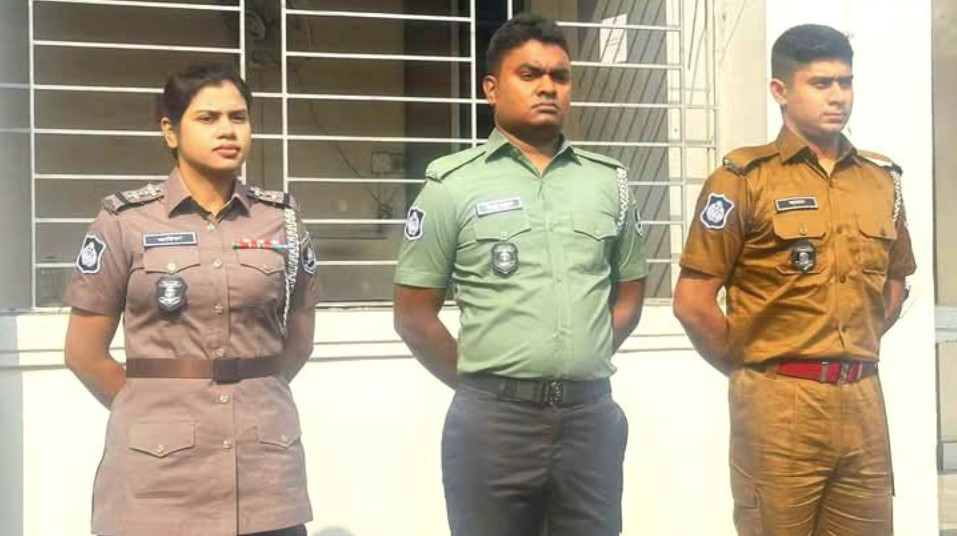 আজ থেকে নতুন পোশাকে পুলিশ