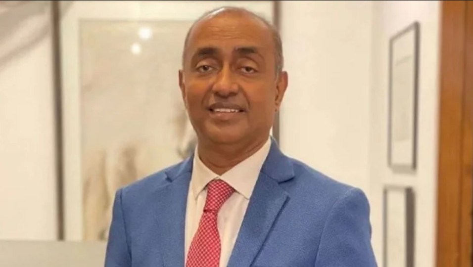 পদে থেকেই নির্বাচন করার ইঙ্গিত অ্যাটর্নি জেনারেলের