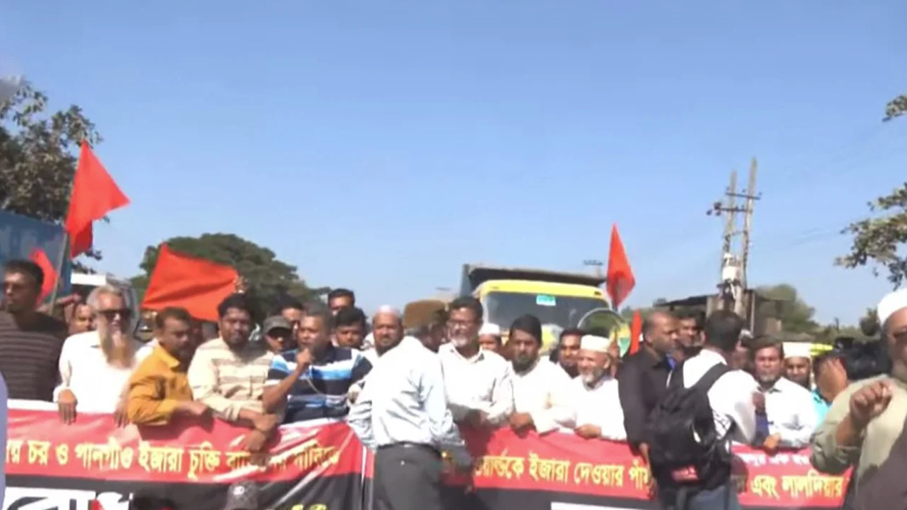 চট্টগ্রাম বন্দরের ৩ প্রবেশপথে স্কপের অবরোধ