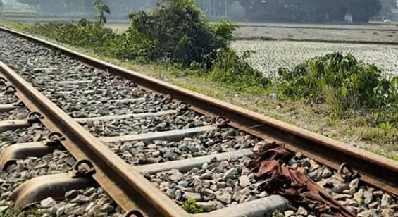 আটঘরিয়ায় ট্রেনে কাটা পড়ে  নিহত দর্জির মরদেহ উদ্ধার
