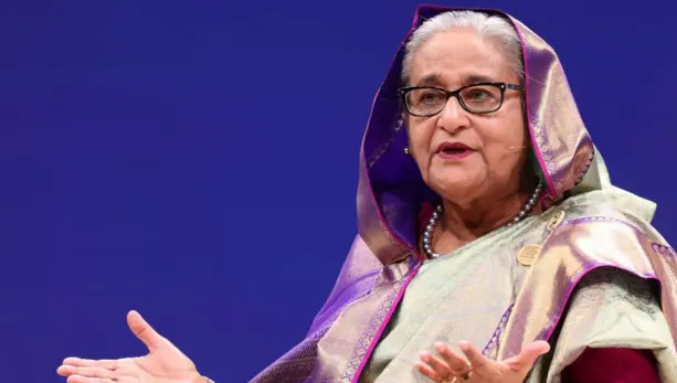 হাসিনাকে ফেরাতে বাংলাদেশের অনুরোধ পর্যালোচনা করছে ভারত