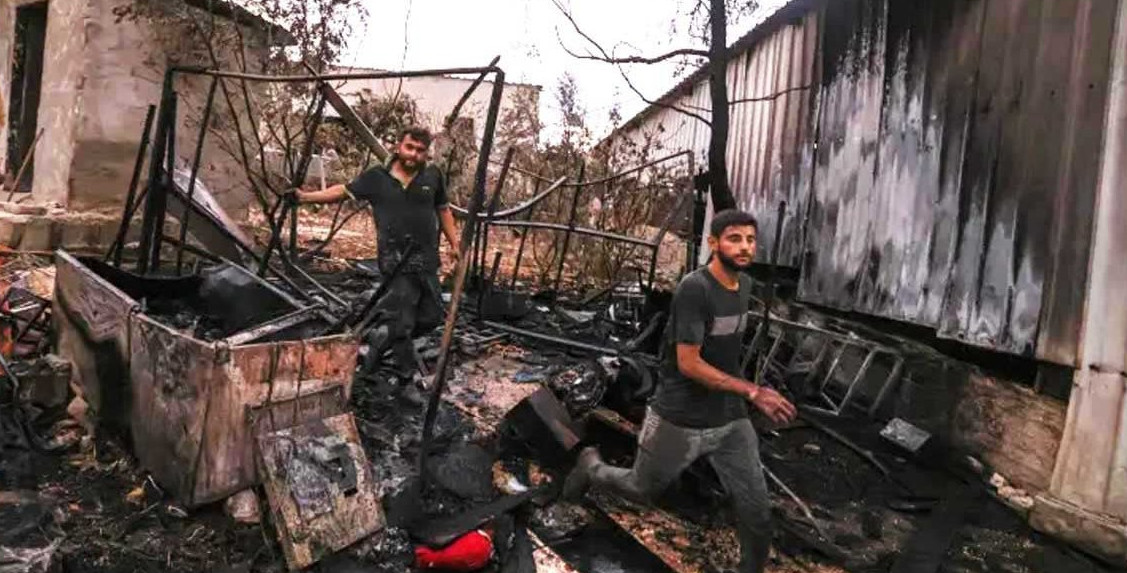 ইসরায়েলি হামলায় নিহত ৩, তীব্র বন্যায় দুর্ভোগে ফিলিস্তিনিরা