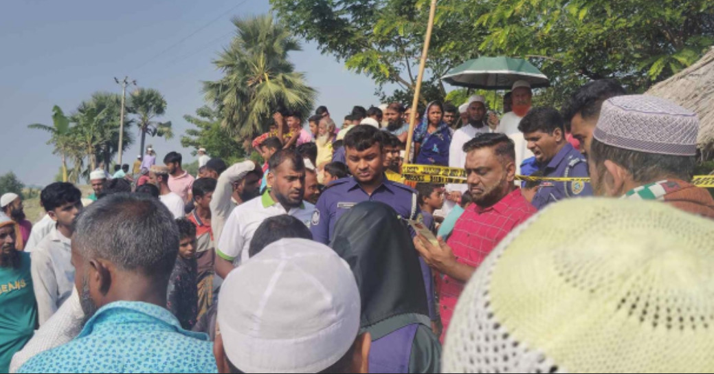 ঝুপড়ি ঘর থেকে বৃদ্ধ দম্পতির মৃতদেহ উদ্ধার