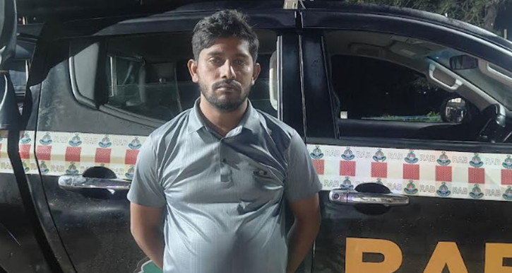 পটুয়াখালীতে অষ্টম শ্রেণির ছাত্রকে কুপিয়ে জখমের ঘটনায় প্রধান আসামি গ্রেপ্তার