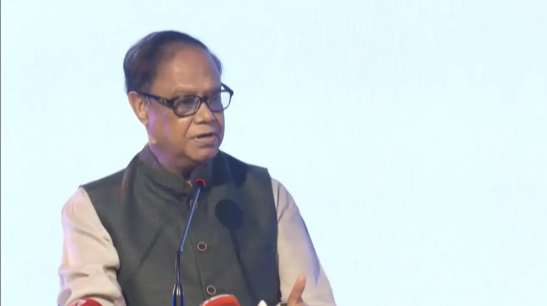 দেশে ডলার সংকট নেই : গভর্নর