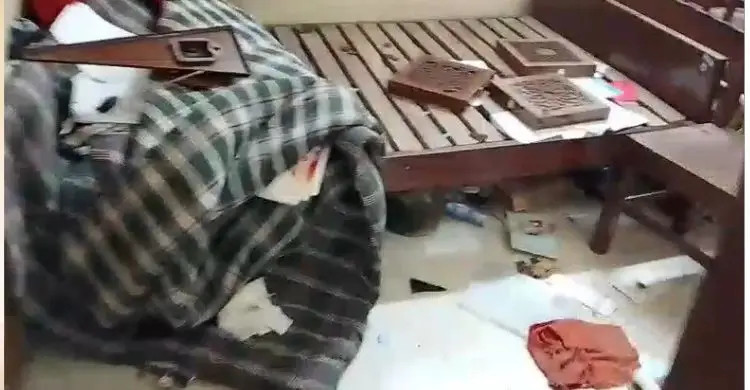 সাবেক রাষ্ট্রপতি আবদুল হামিদের বাড়িতে হামলা-ভাঙচুর