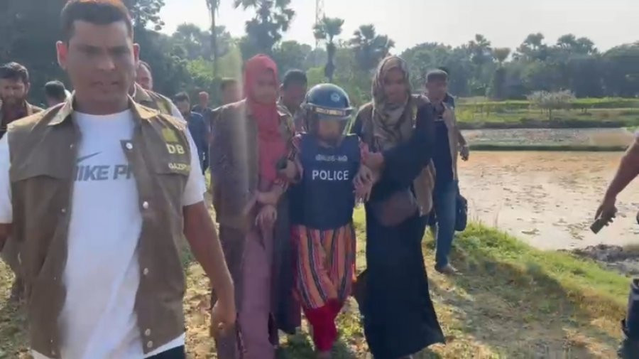 গাজীপুরে বিল থেকে শিশুর লাশ উদ্ধার, দম্পতি আটক