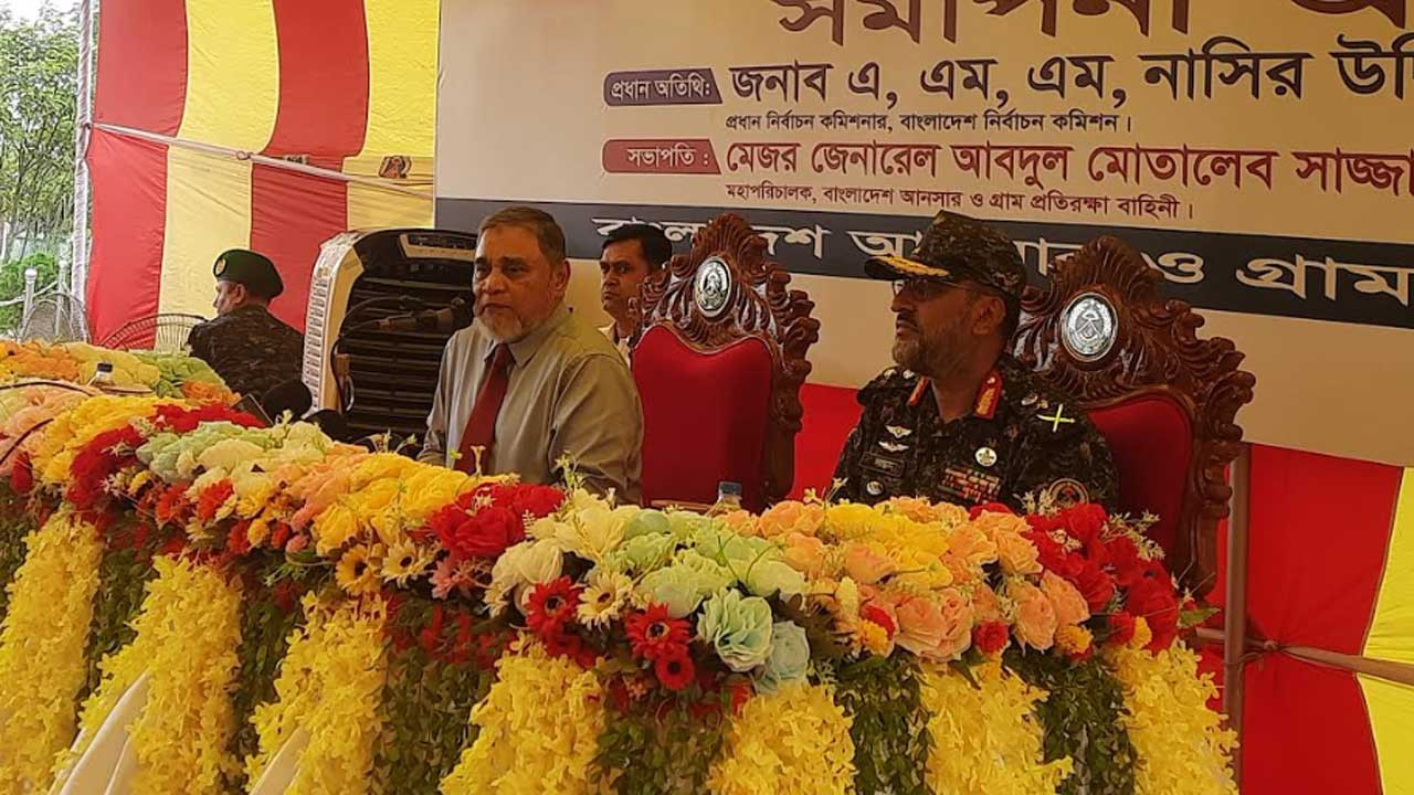 এবার নির্বাচনের সঙ্গে যুক্ত ১০ লাখ লোকও ভোট দিতে পারবেন : সিইসি