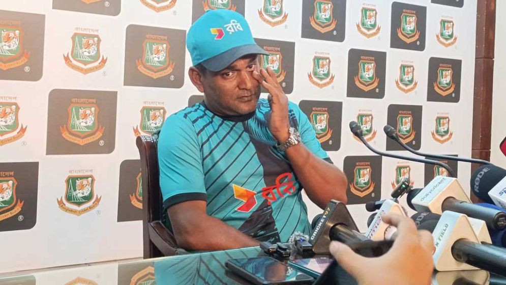 যে কারণে জাতীয় দলের চাকরি ছাড়লেন সালাউদ্দিন