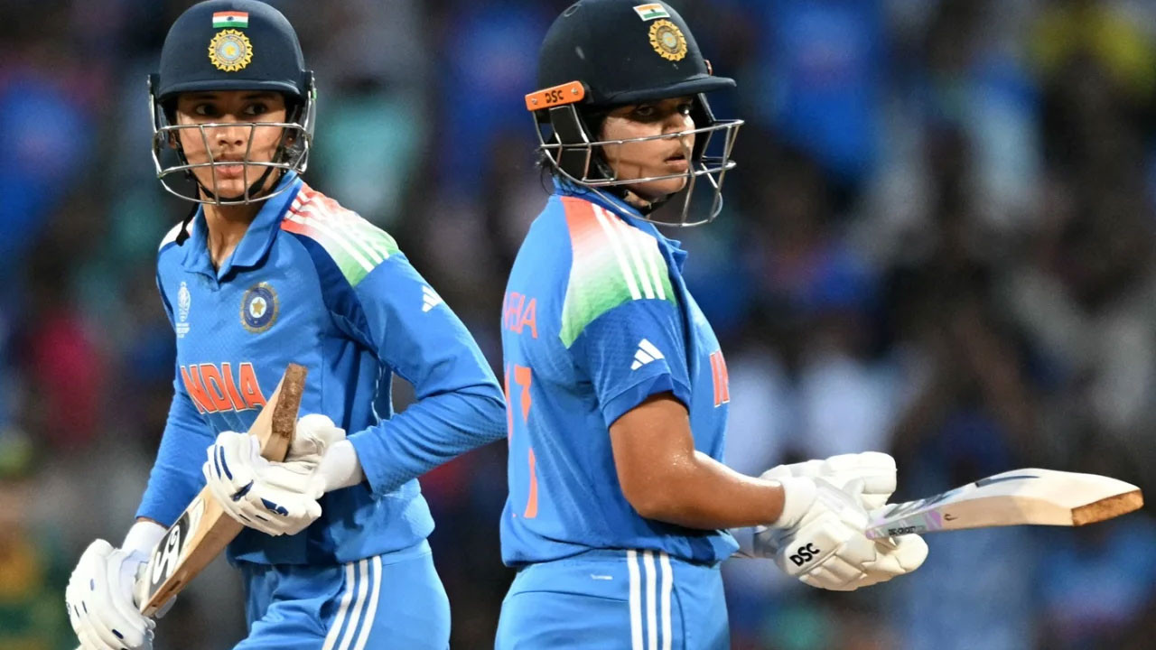 দক্ষিণ আফ্রিকাকে চ্যালেঞ্জিং টার্গেট দিলো ভারত