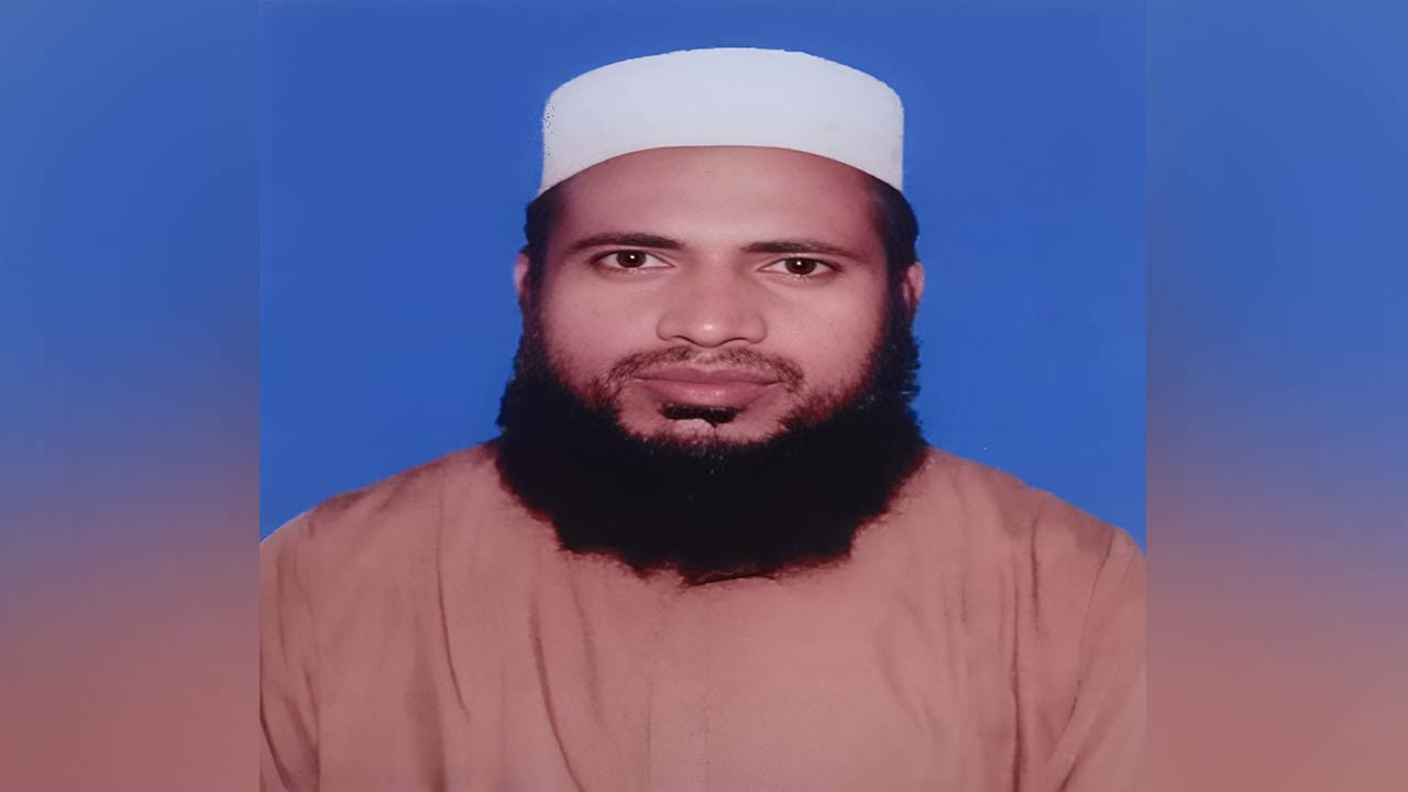 সবার সহানুভূতিতে বাঁচার আকুতি মুয়াজ্জিন মাহাবুবের