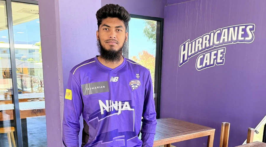 অবশেষে রিশাদের গায়ে হোবার্টের জার্সি