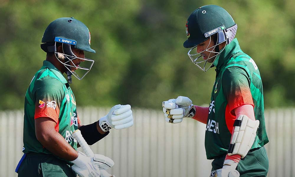 সেমিফাইনালে পাকিস্তানকে ১২২ রানের টার্গেট দিল বাংলাদেশ