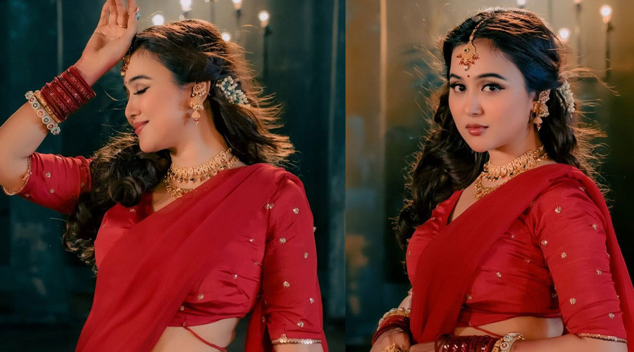 চমকের ‘চুড়ি ছাম ছাম’ লুকে মুগ্ধ দর্শকমহল!