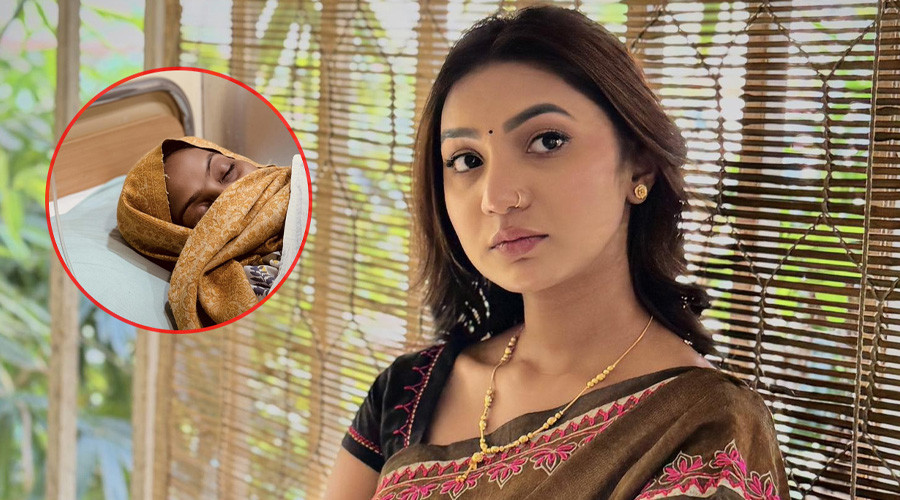 মায়ের সুস্থতার জন্য দোয়া চাইলেন সুনেরাহ