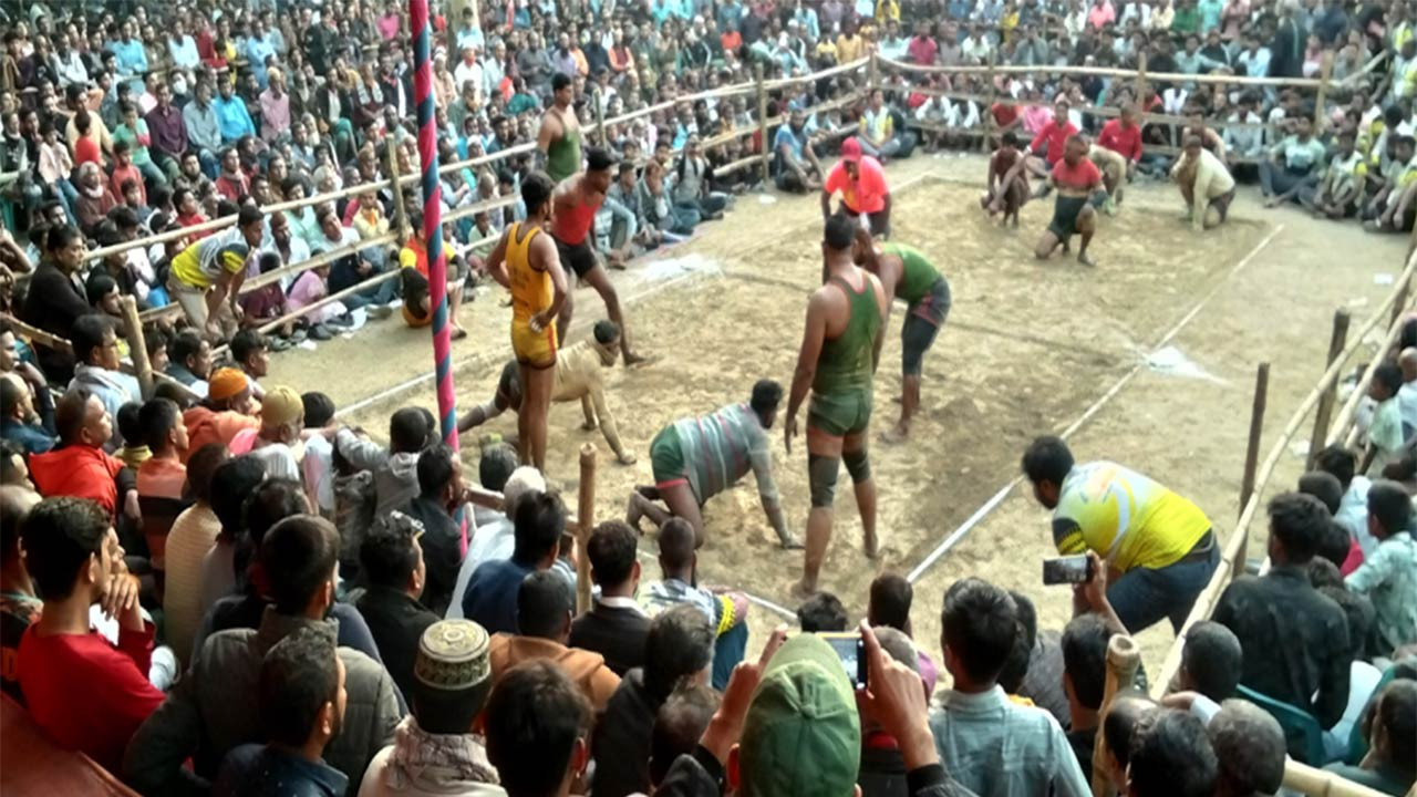 বগুড়ার শাজাহানপুরের নগর আমরুল প্রভাতী সংঘ হা-ডু-ডুতে বাংড়া স্পোর্টস ক্লাবের জয়