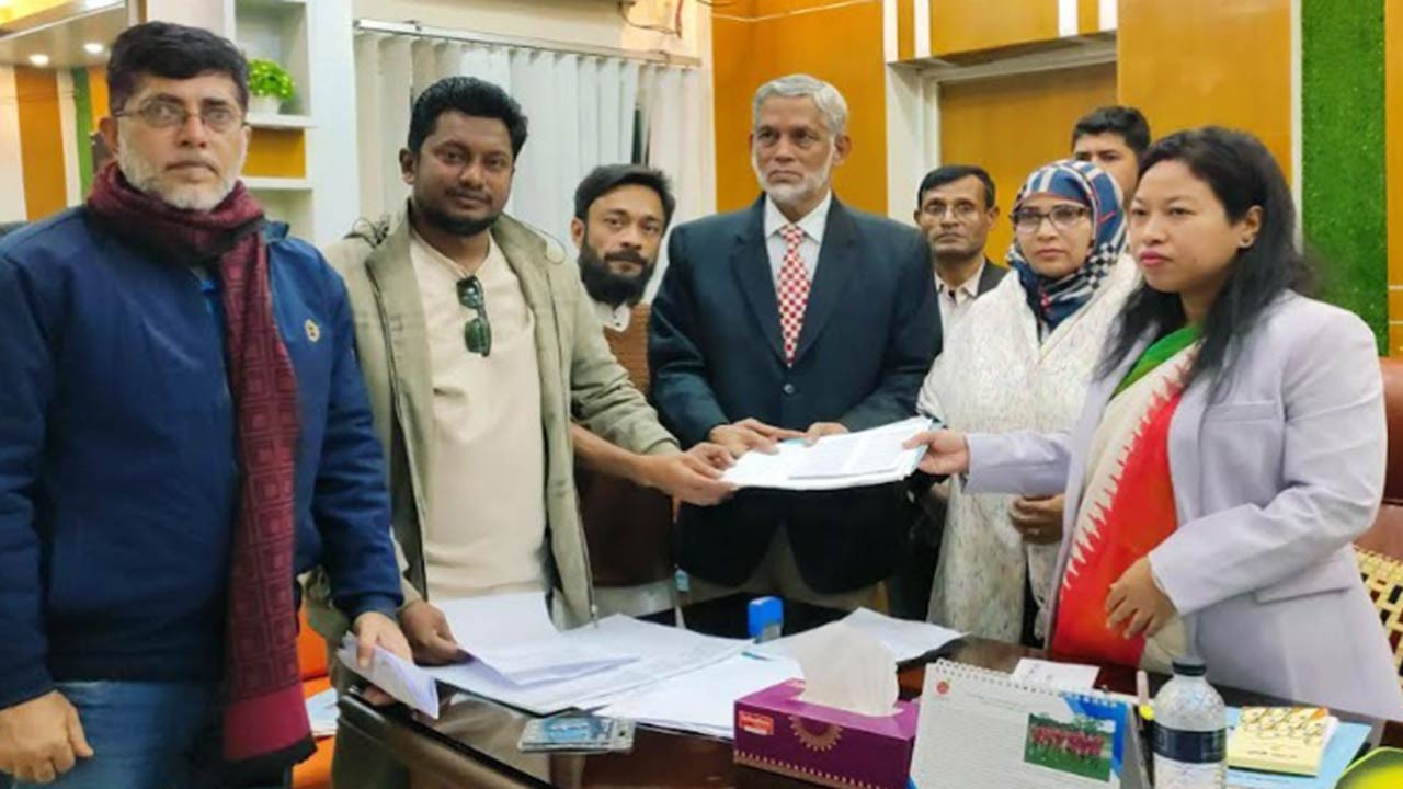 বগুড়ার ধুনটে এলডিপি প্রার্থীর মনোনয়নপত্র সংগ্রহ