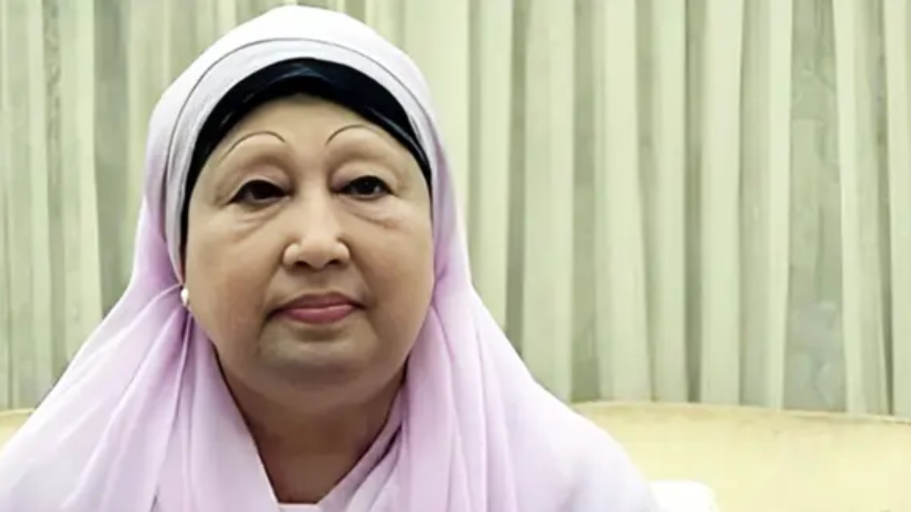 খালেদা জিয়ার পক্ষে তিনটি আসনে মনোনয়নপত্র জমা