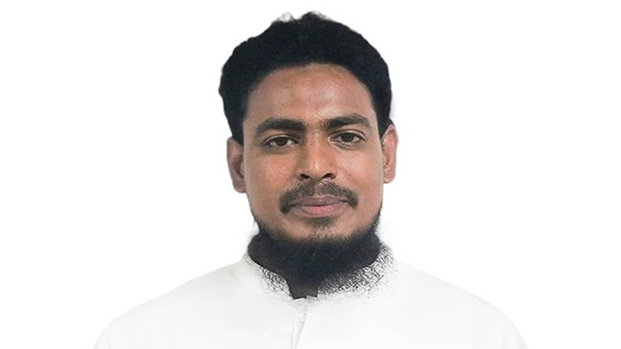 রংপুর-৪ আসনে এনসিপি’র আখতার হোসেনের মনোনয়নপত্র দাখিল