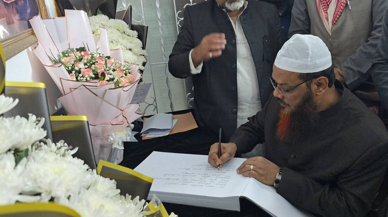 দেশ একজন দেশপ্রেমিক নেতৃত্ব হারালো : শায়েখে চরমোনাই