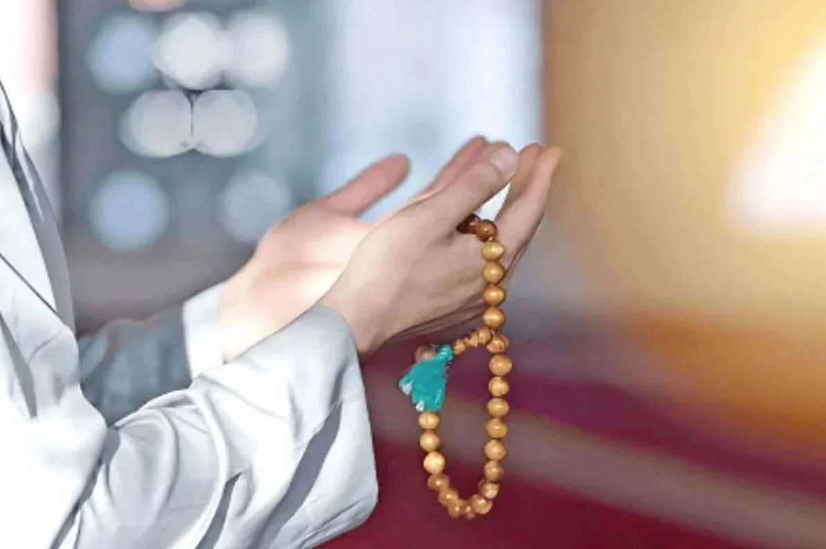 আল্লাহর কাছে সবচেয়ে প্রিয় যে ১০ আমল