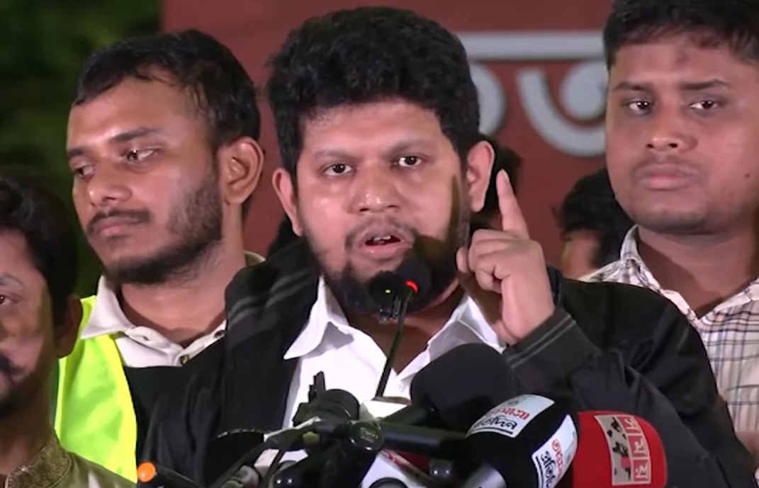 আমরা নিরাপদ না থাকলে শত্রুরাও নিরাপদ থাকবে না: মাহফুজ আলম