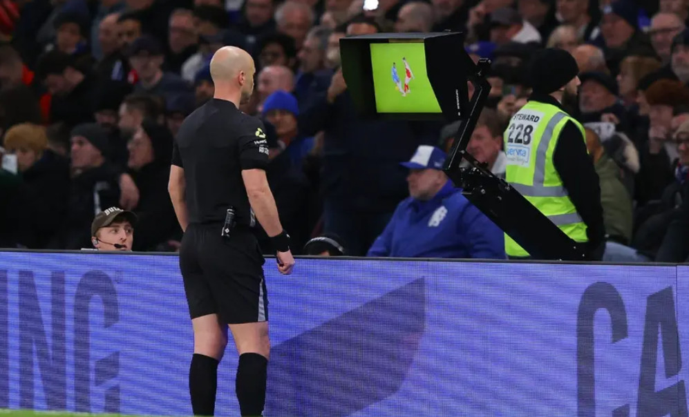 আসছে বিশ্বকাপে হলুদ কার্ড, কর্নারের সিদ্ধান্ত দেবে ভিএআর